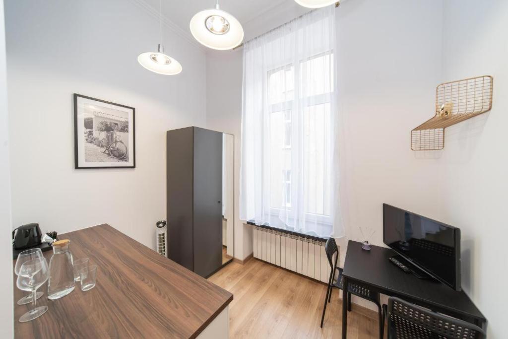 Ferienwohnung Vipol Amartamenty Biznesowe Łódź Exterior foto